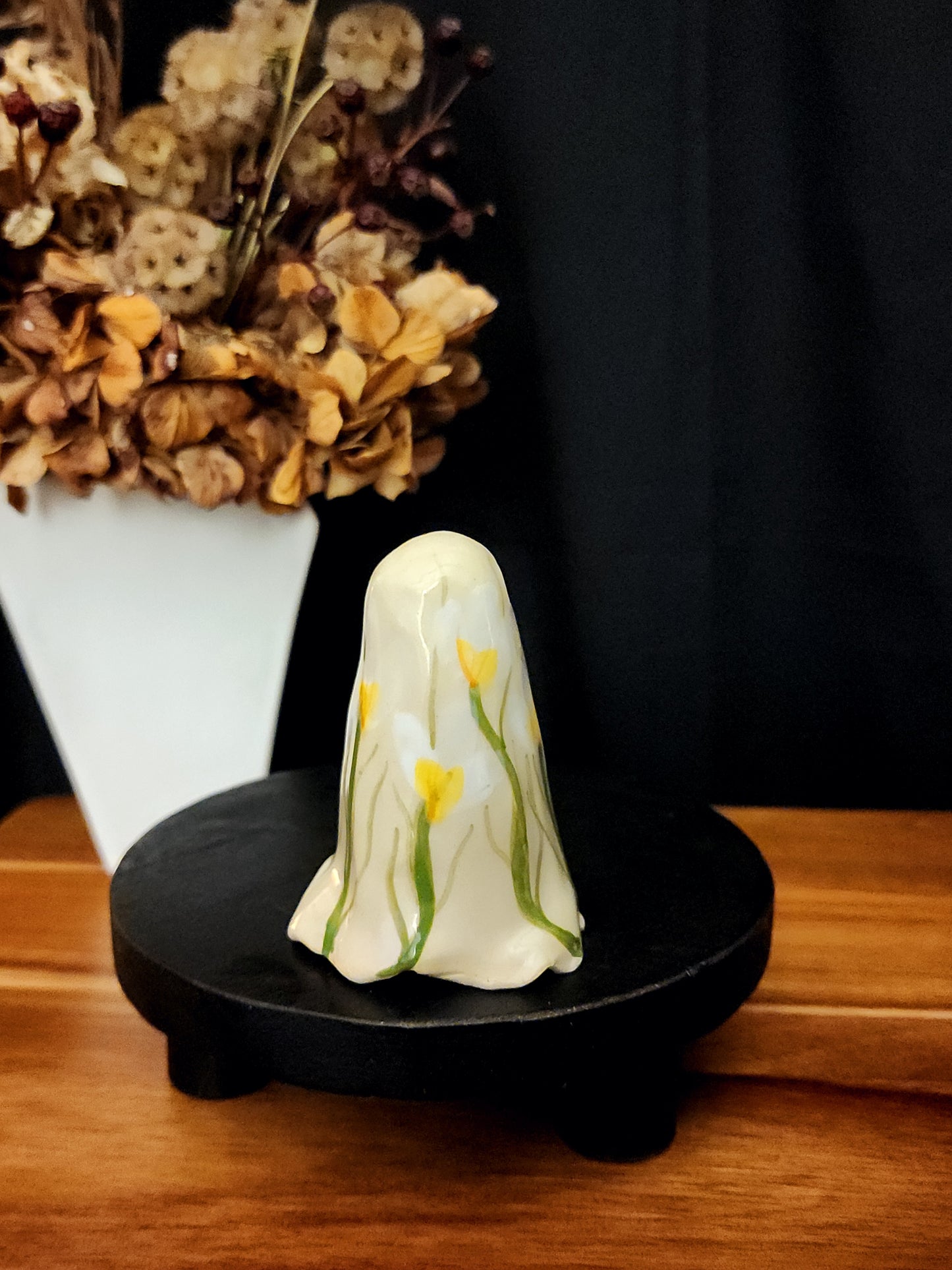 White Freesias - Ceramic Ghost