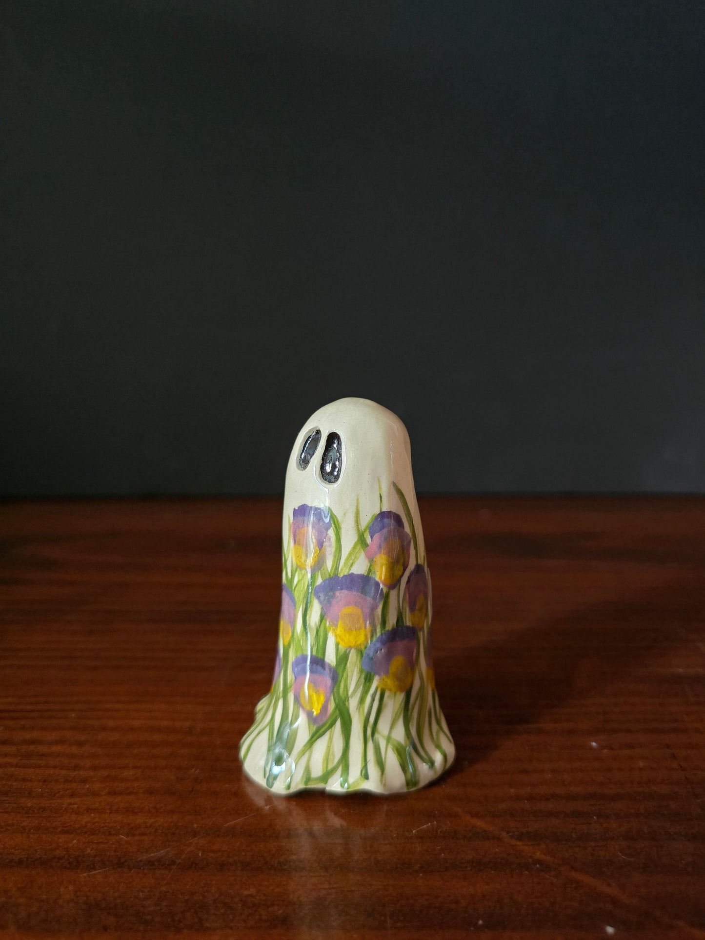 Iris- Ceramic Ghost