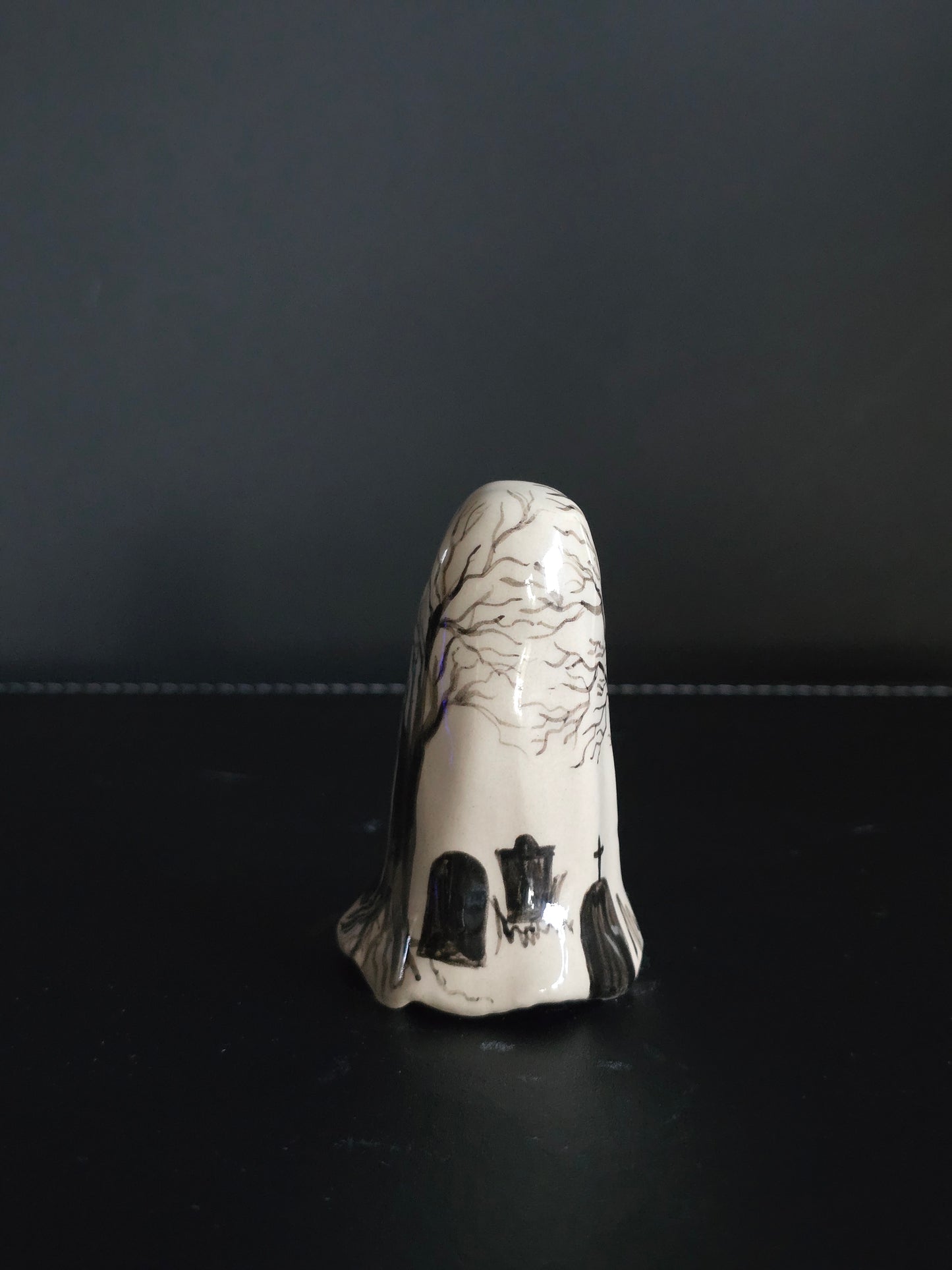 Graveyard - Ceramic Ghost