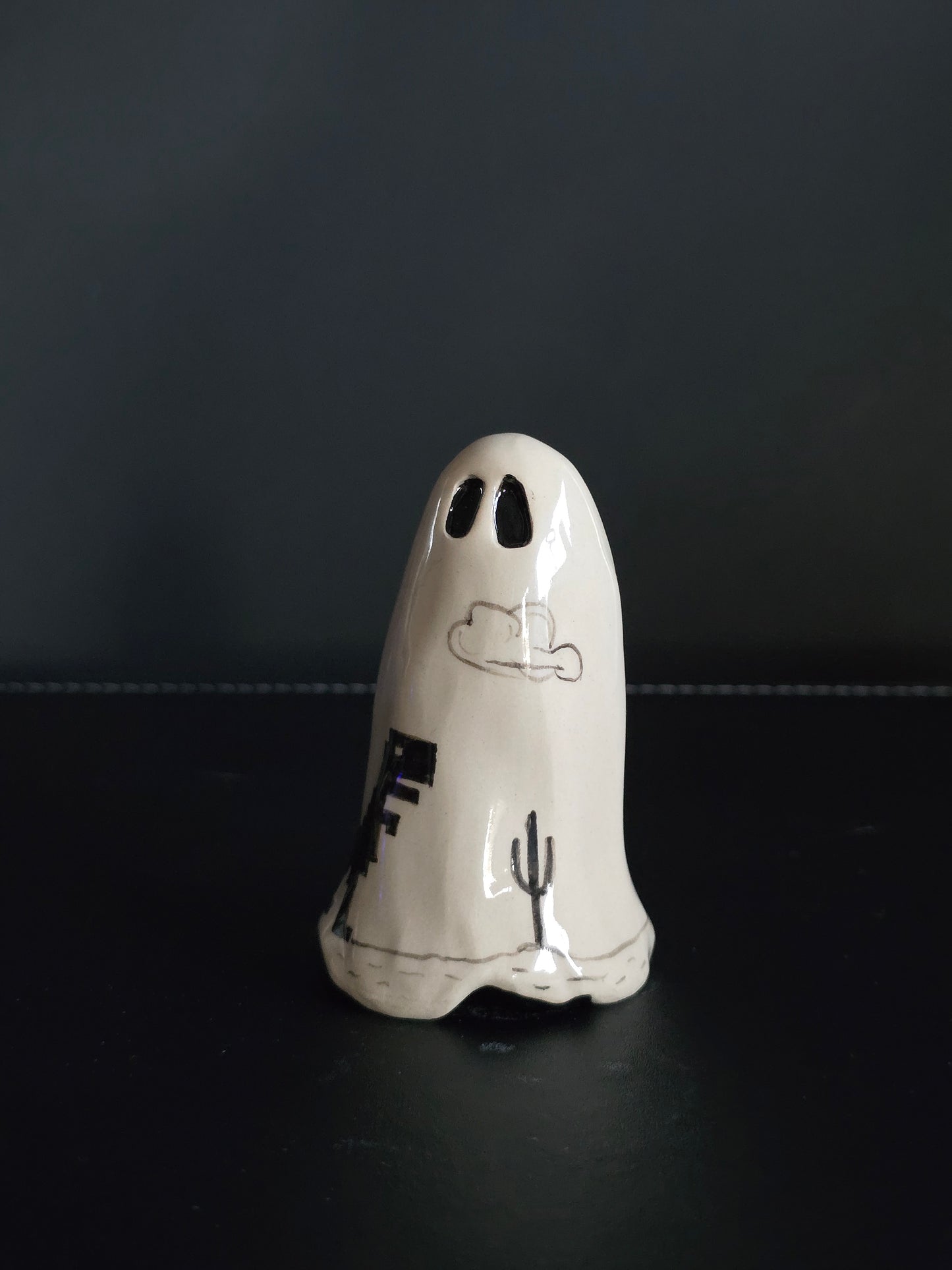 Offline - Ceramic Ghost