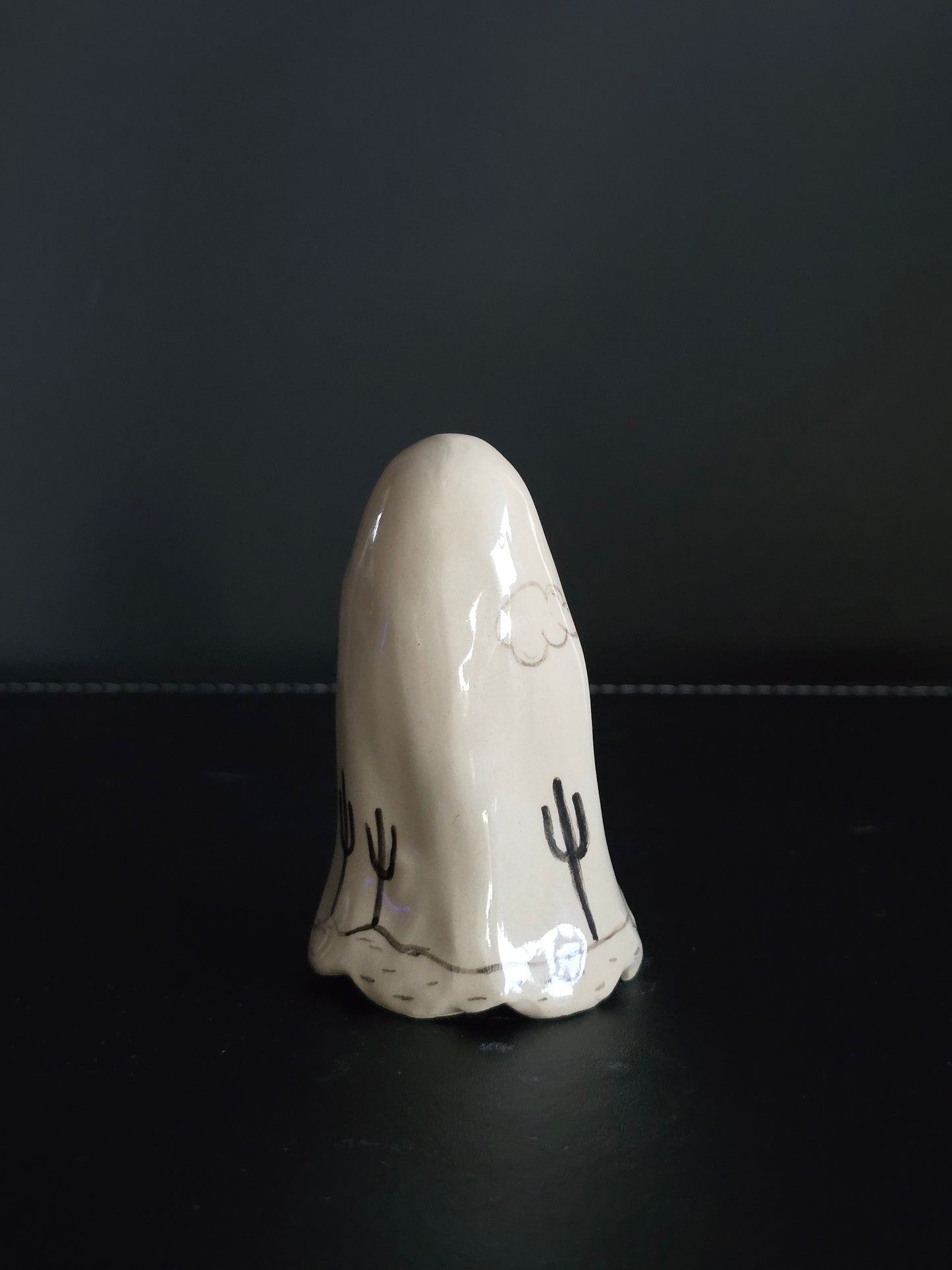 Offline - Ceramic Ghost