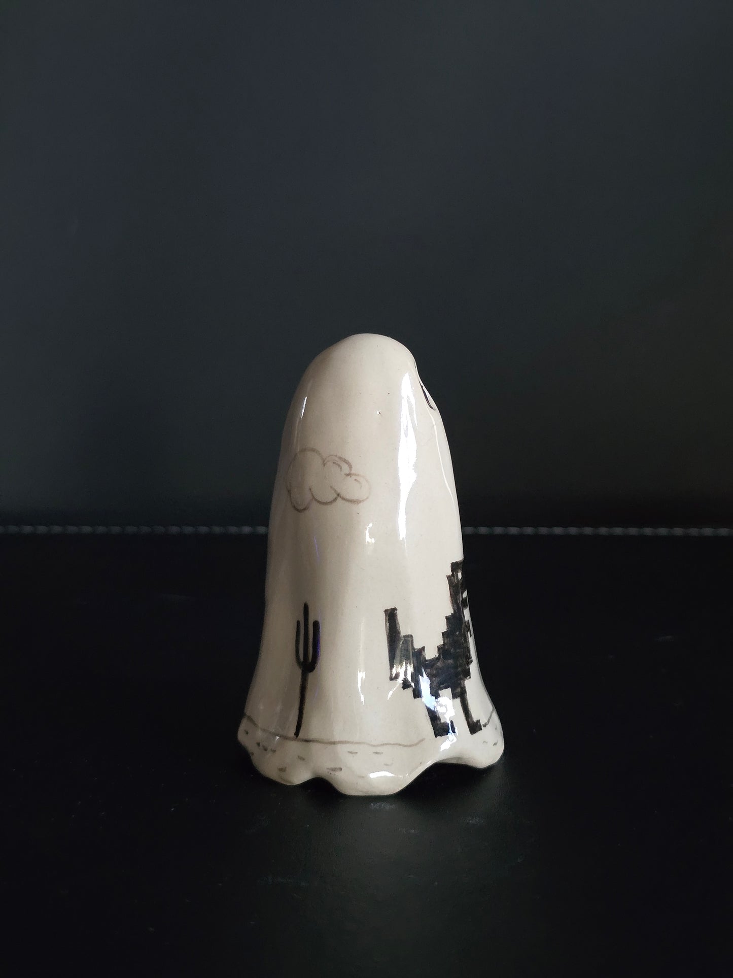 Offline - Ceramic Ghost