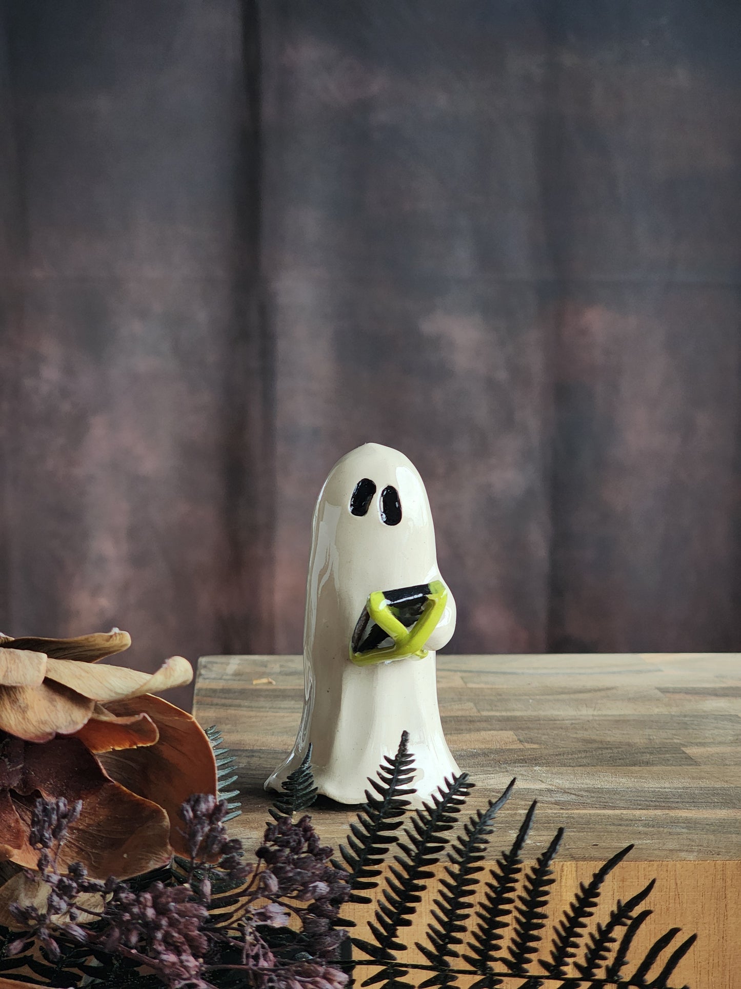 E-Bookish Boo with Strap Ceramic Ghost