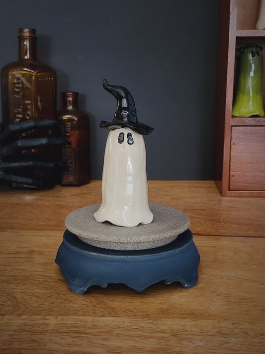 Witch Hat- Ceramic Ghost