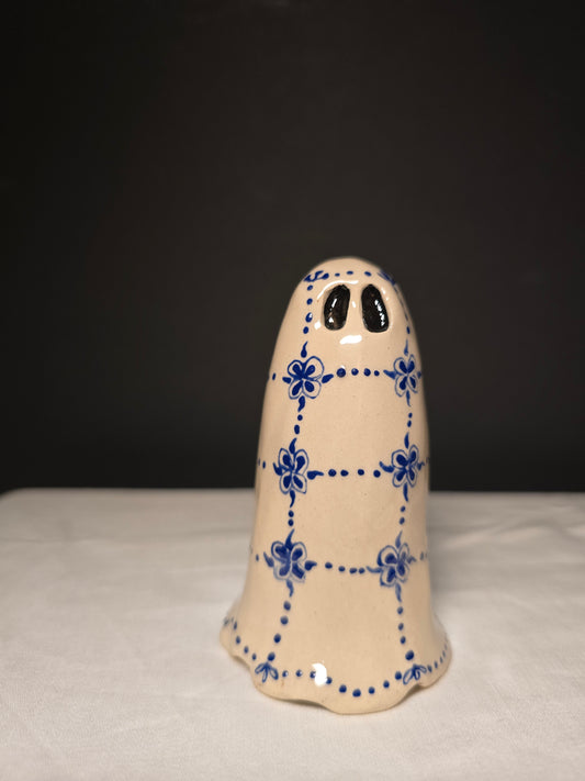 Blue blanket- Ceramic Ghost