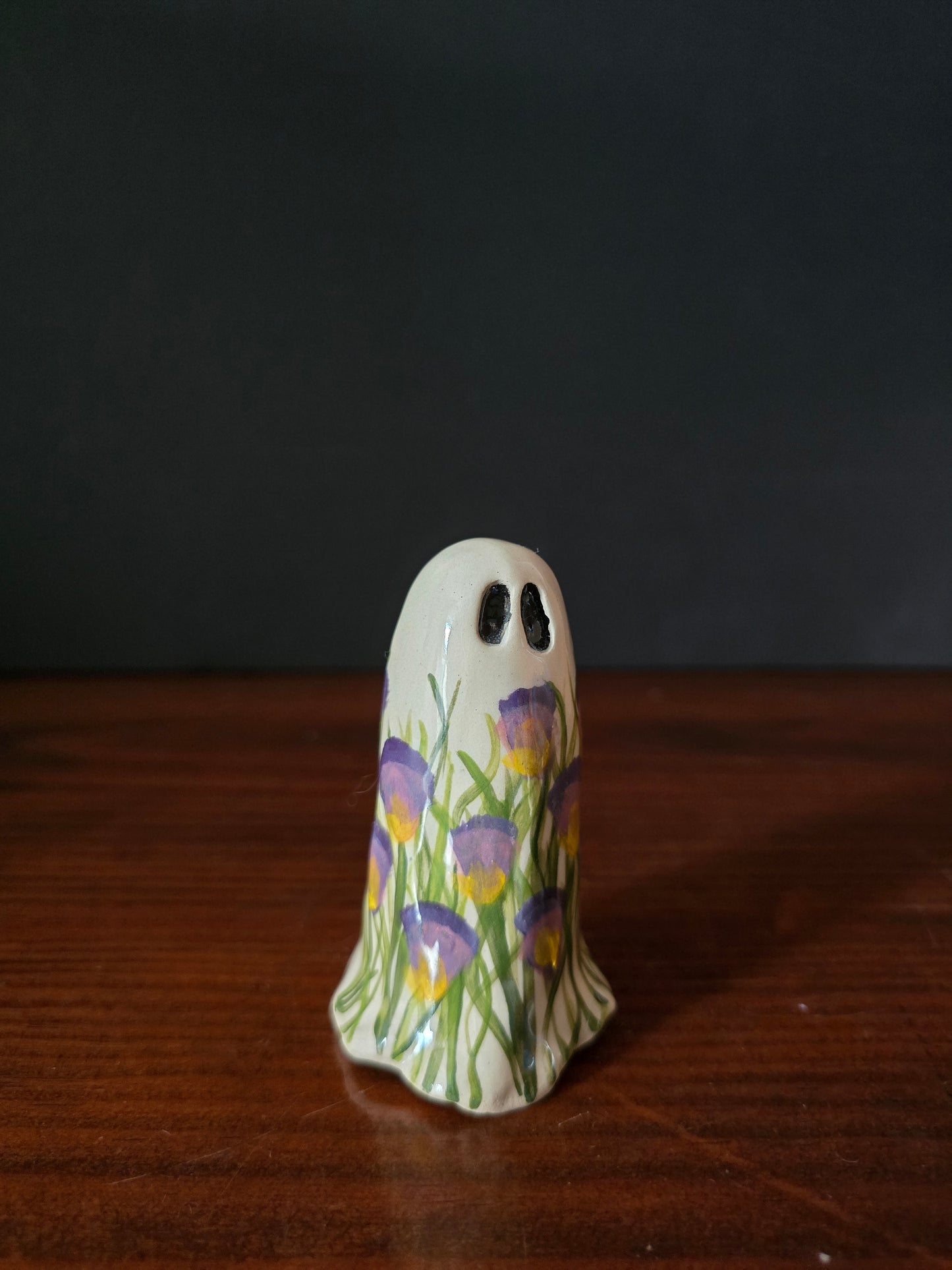 Iris- Ceramic Ghost