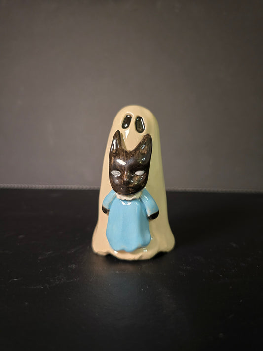 Dolly Bun - Ceramic Ghost