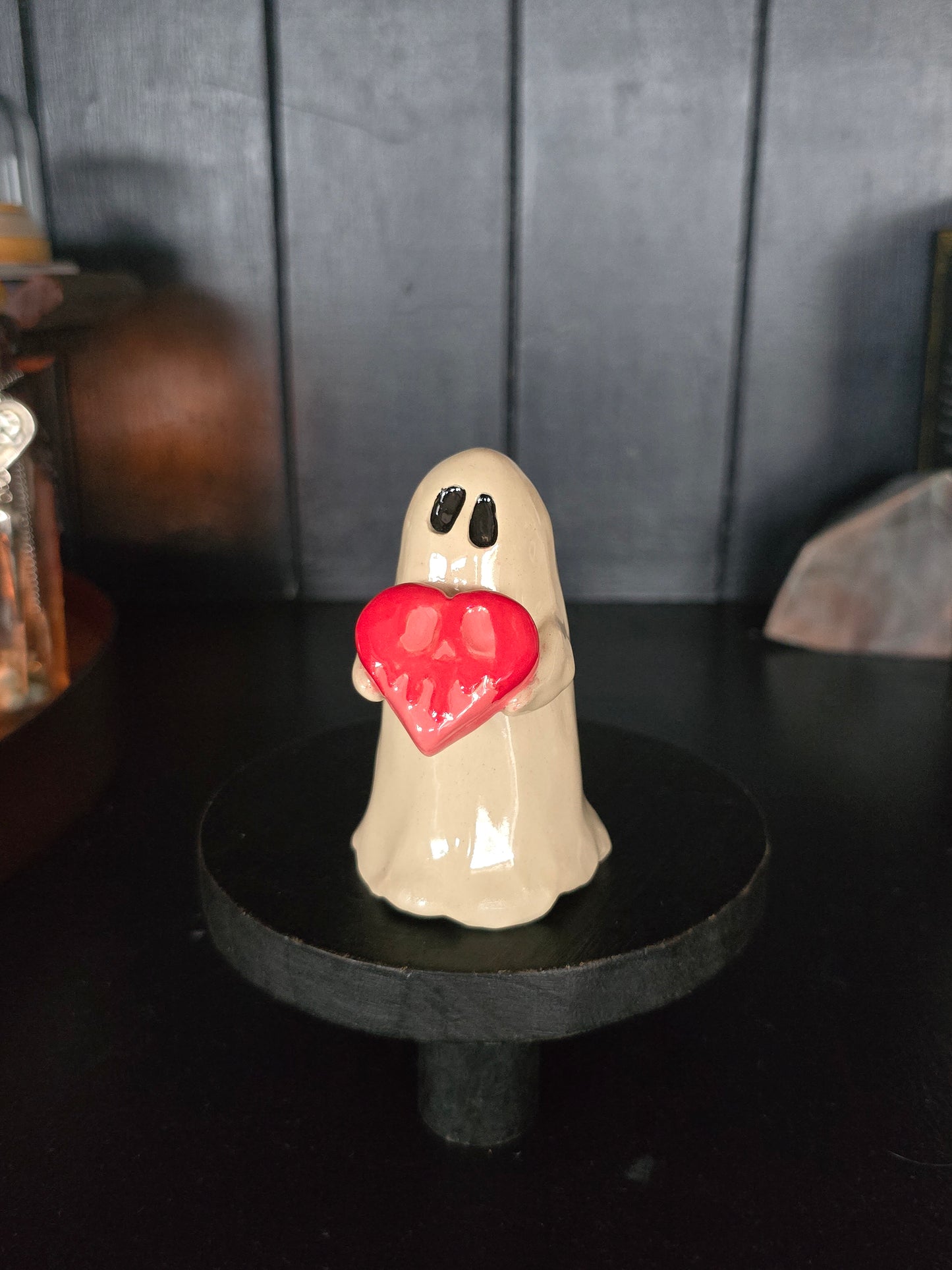 Drippy Skull Heart - Ceramic Ghost