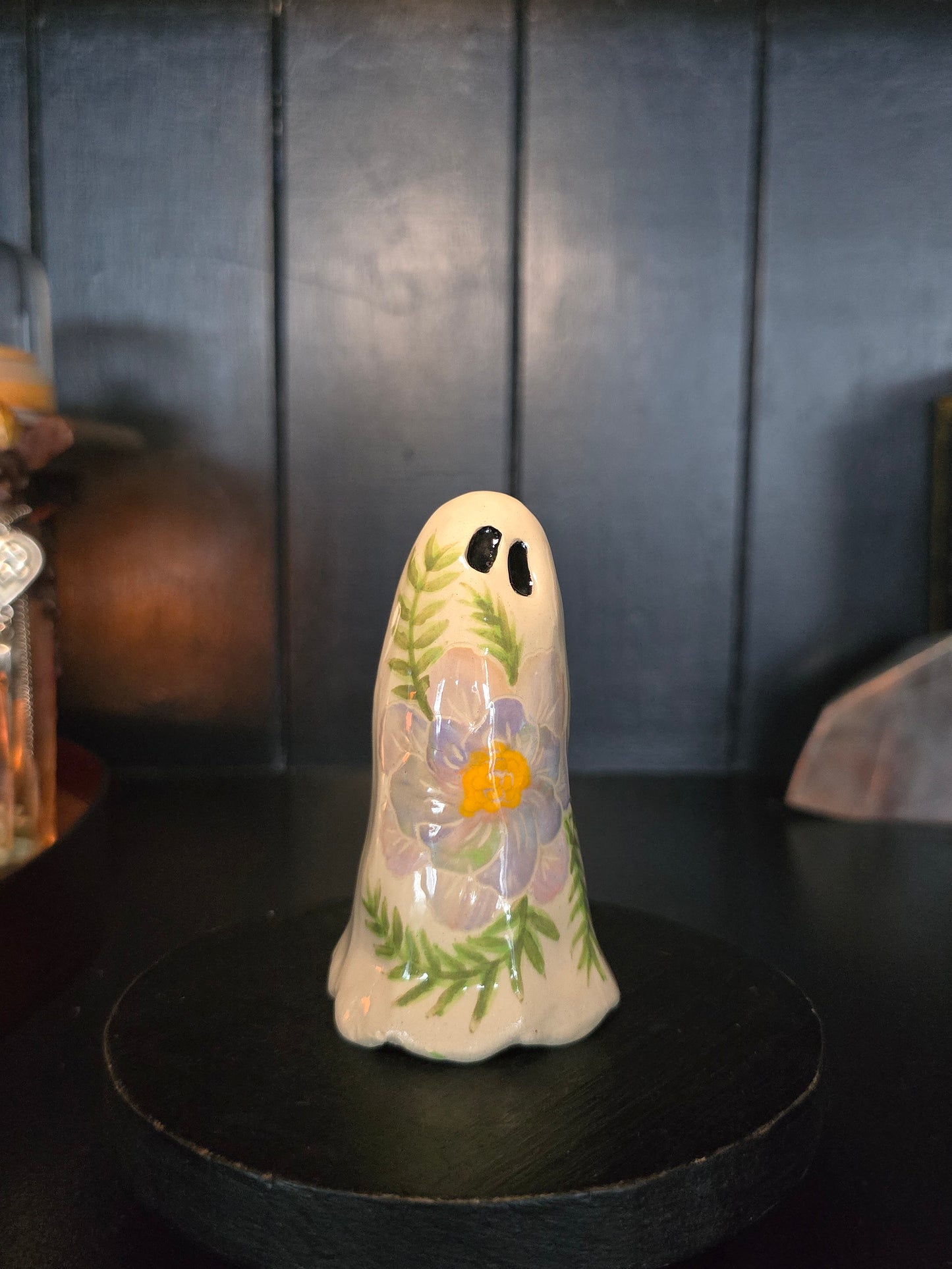 Hellebore - Ceramic Ghost