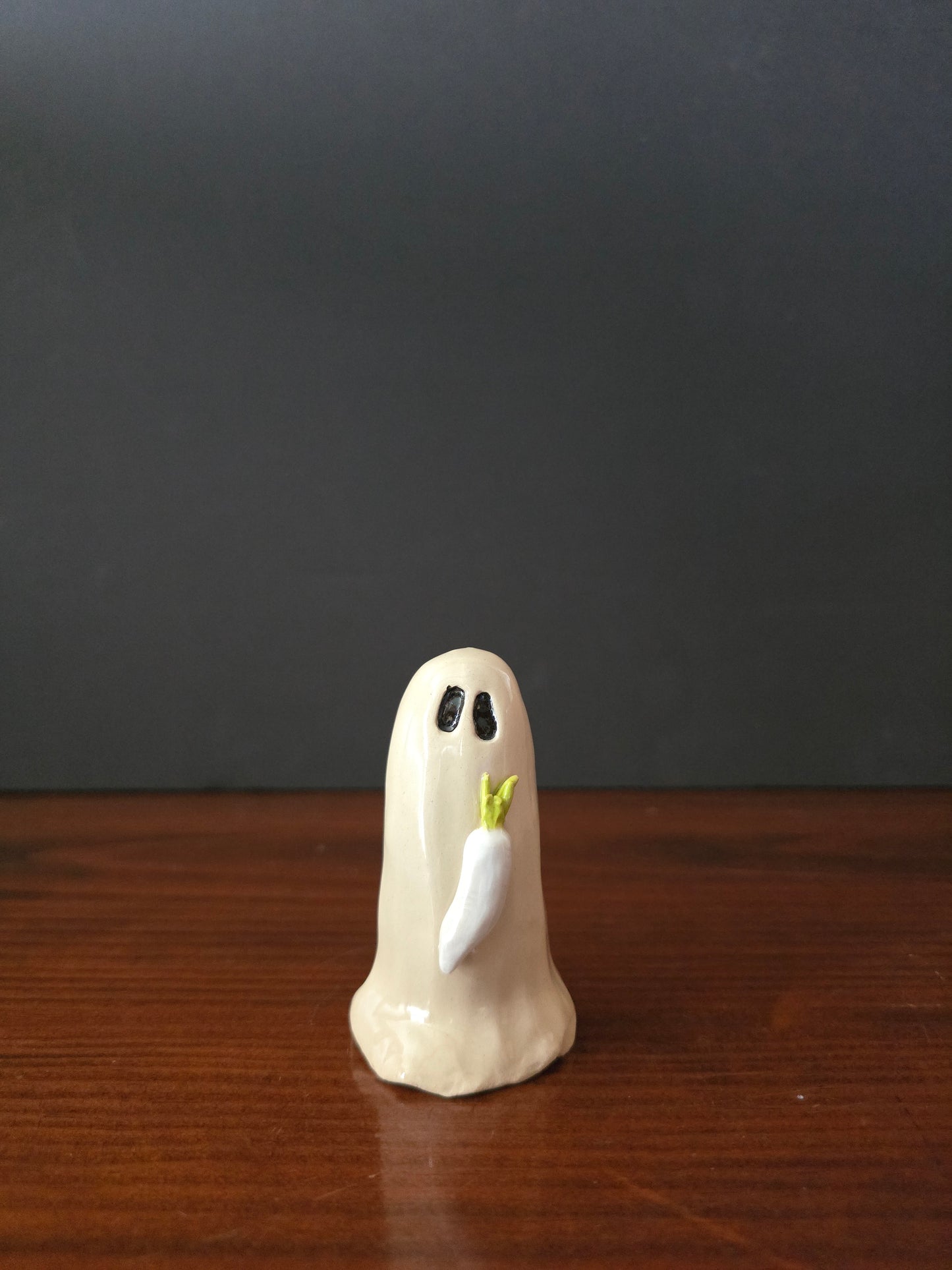 Daikon - Ceramic Ghost